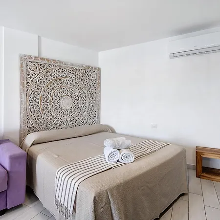 Center Studio Parque Santiago 2 By Paramount Holidays Apartment *